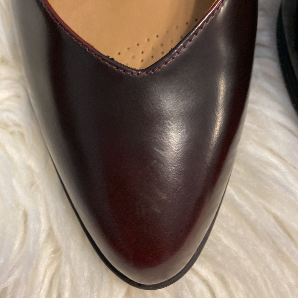 CLARKS LEATHER Artisan Heels size 10 excellent condition never been worn - Picture 11 of 16